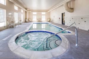 thumbnail: Pool
