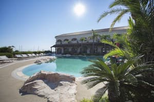 thumbnail: Outdoor pool