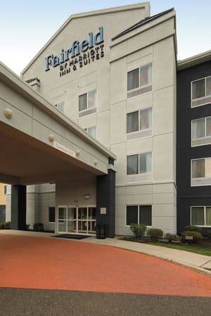 thumbnail: Exterior
