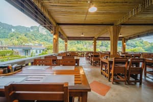 thumbnail: Breakfast area