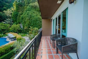 thumbnail: Balcony view