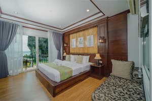 thumbnail: Room