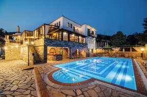 thumbnail: Exterior