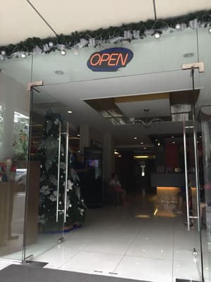 thumbnail: Property entrance