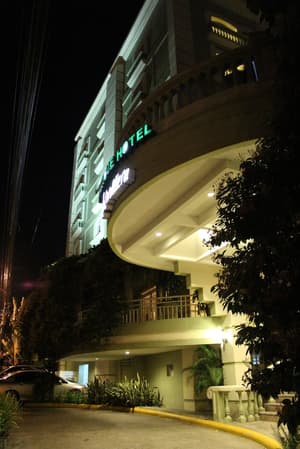 thumbnail: Bar (on property)