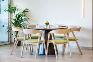 thumbnail: Dining