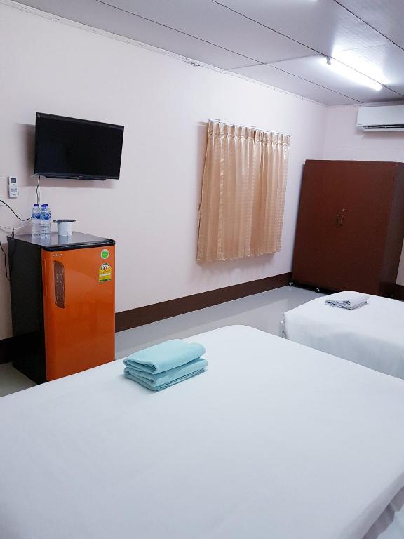 30d543eadcd76265a1250bbbfc9ca629.jpg