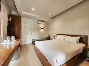 thumbnail: Room