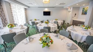 thumbnail: Banquet hall