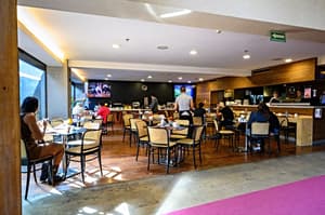 thumbnail: Restaurant