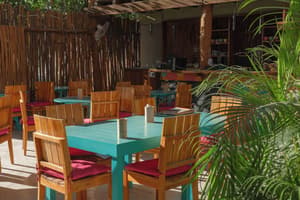 thumbnail: Restaurant