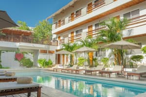 thumbnail: Outdoor pool