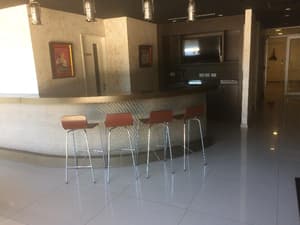 thumbnail: Bar