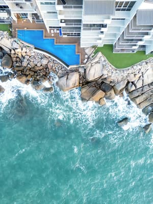 thumbnail: Infinity pool