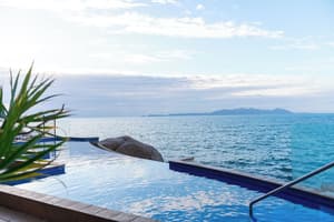thumbnail: Infinity pool