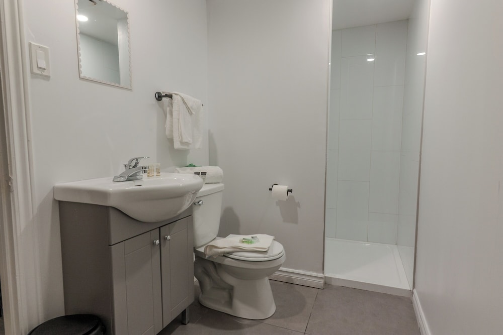 Bathroom shower