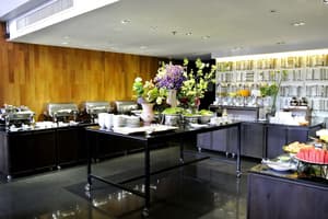 thumbnail: Interior entrance