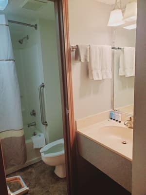thumbnail: Bathroom