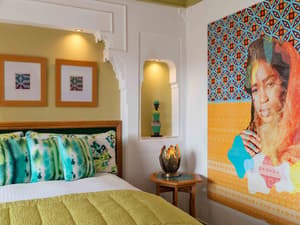 thumbnail: Room