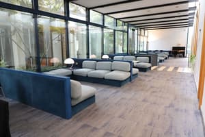 thumbnail: Lobby sitting area