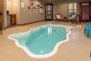 thumbnail: Pool