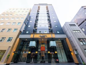 thumbnail: Exterior