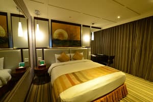 thumbnail: Room