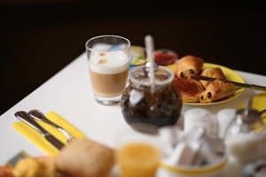 thumbnail: Breakfast area