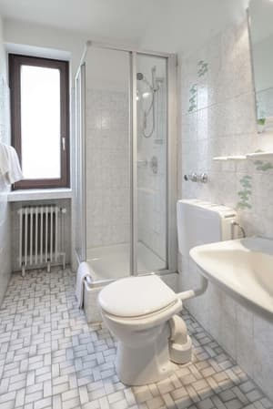 thumbnail: Bathroom