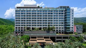 thumbnail: Exterior