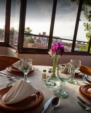 thumbnail: Restaurant