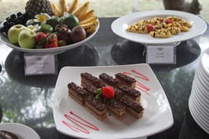 thumbnail: Breakfast buffet