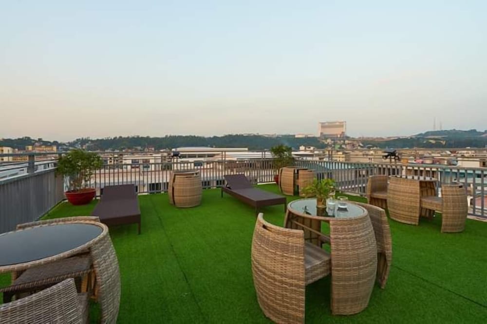 Sundeck