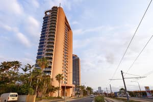 thumbnail: Exterior