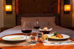 thumbnail: Restaurant