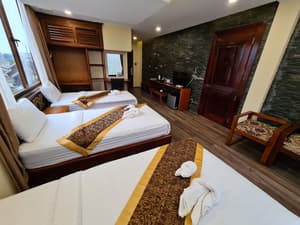 thumbnail: Room