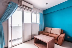 thumbnail: Lounge