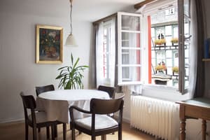 thumbnail: In-room dining