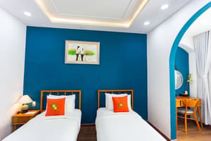 thumbnail: Room