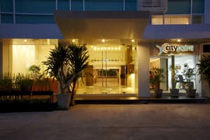 thumbnail: Front of property - evening/night