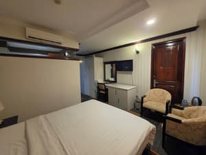 thumbnail: Room