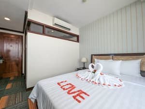 thumbnail: Room