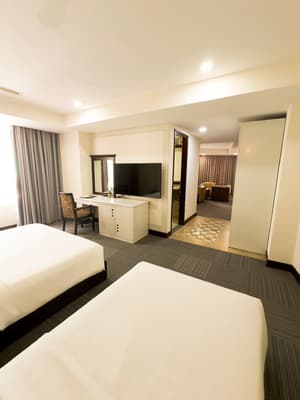 thumbnail: Room