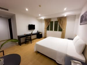 thumbnail: Room
