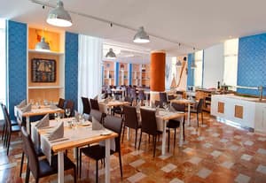 thumbnail: Restaurant