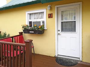 thumbnail: Porch