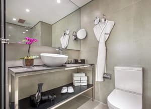 thumbnail: Bathroom