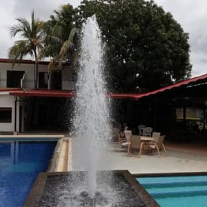 thumbnail: Outdoor dining