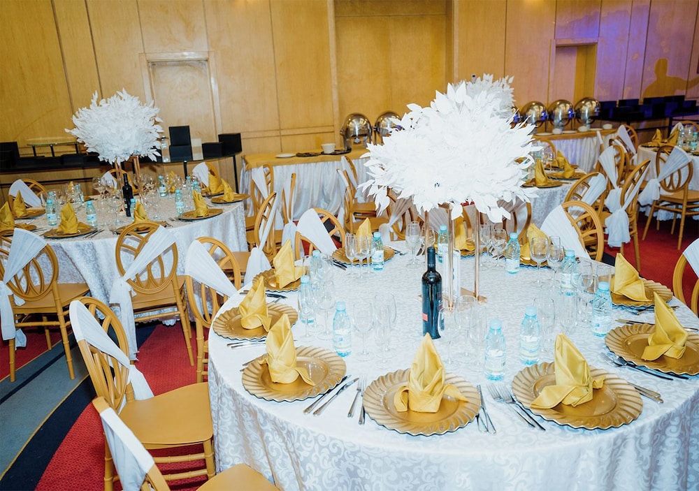Indoor wedding