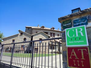 thumbnail: Front of property